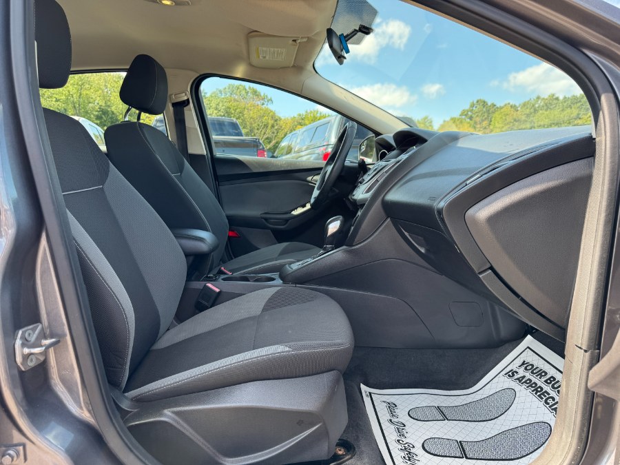 2012 Ford Focus 5dr HB SE, available for sale in Ortonville, Michigan | Marsh Auto Sales LLC. Ortonville, Michigan 2012 Ford Focus 5dr HB SE, available for sale in Ortonville, Michigan | Marsh Auto Sales LLC. Ortonville, Michigan