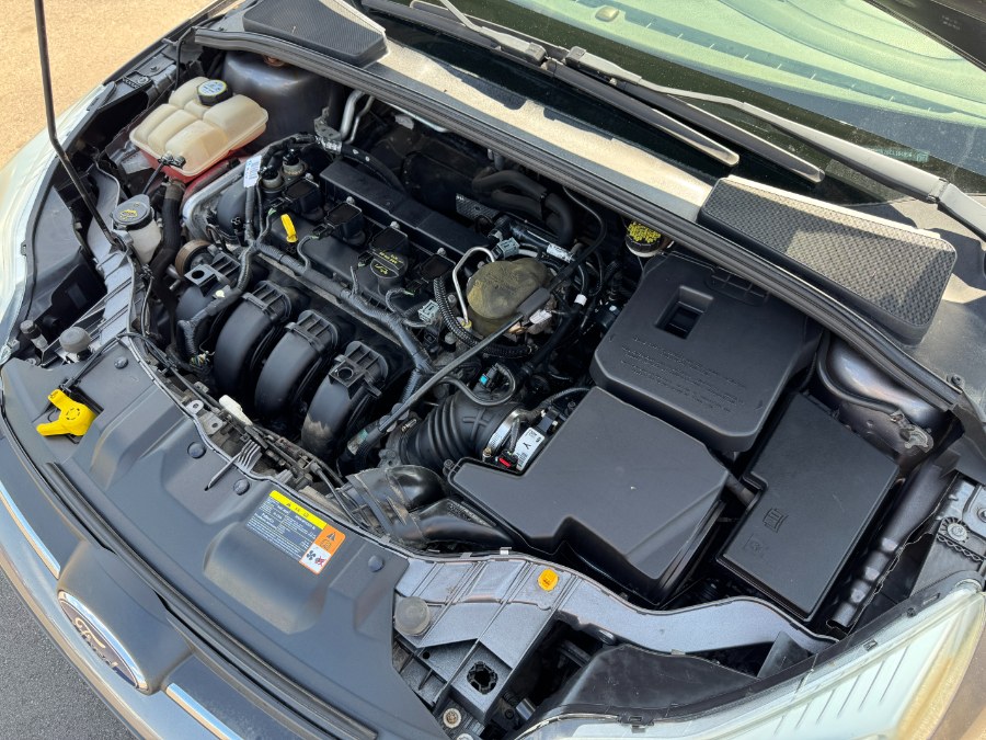 2012 Ford Focus 5dr HB SE, available for sale in Ortonville, Michigan | Marsh Auto Sales LLC. Ortonville, Michigan 2012 Ford Focus 5dr HB SE, available for sale in Ortonville, Michigan | Marsh Auto Sales LLC. Ortonville, Michigan
