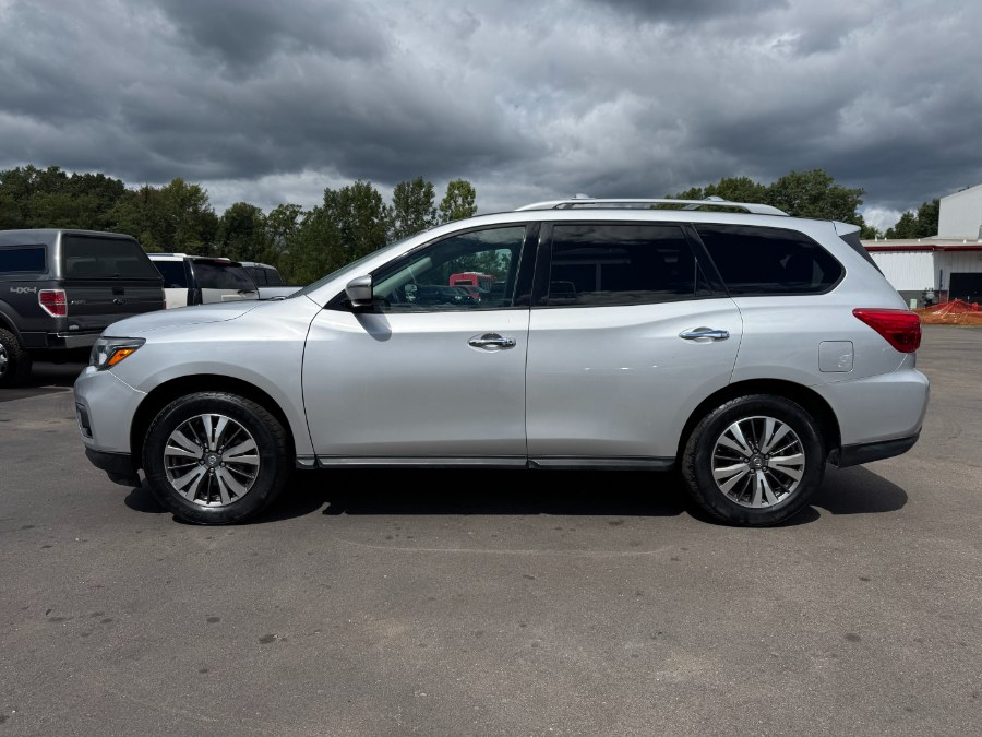 2017 Nissan Pathfinder 4x4 SL, available for sale in Ortonville, Michigan | Marsh Auto Sales LLC. Ortonville, Michigan 2017 Nissan Pathfinder 4x4 SL, available for sale in Ortonville, Michigan | Marsh Auto Sales LLC. Ortonville, Michigan