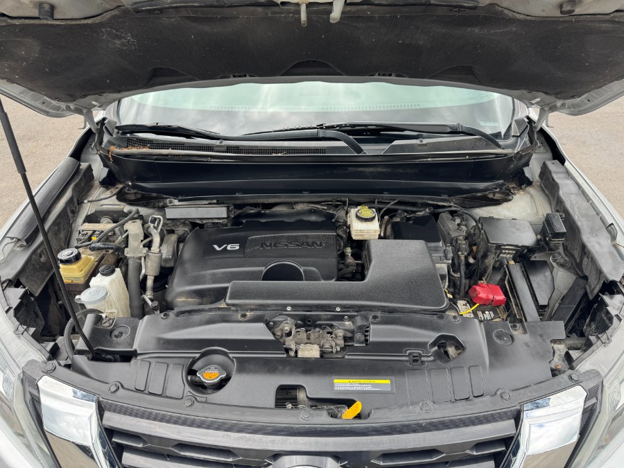 2017 Nissan Pathfinder 4x4 SL, available for sale in Ortonville, Michigan | Marsh Auto Sales LLC. Ortonville, Michigan 2017 Nissan Pathfinder 4x4 SL, available for sale in Ortonville, Michigan | Marsh Auto Sales LLC. Ortonville, Michigan