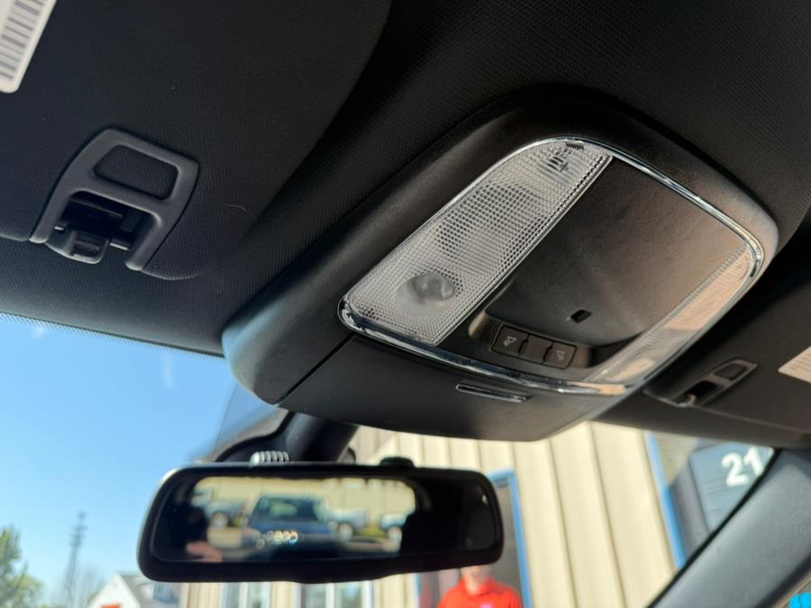 2016 Jeep Grand Cherokee 4WD 4dr Laredo, available for sale in East Windsor, Connecticut | Century Auto And Truck. East Windsor, Connecticut 2016 Jeep Grand Cherokee 4WD 4dr Laredo, available for sale in East Windsor, Connecticut | Century Auto And Truck. East Windsor, Connecticut