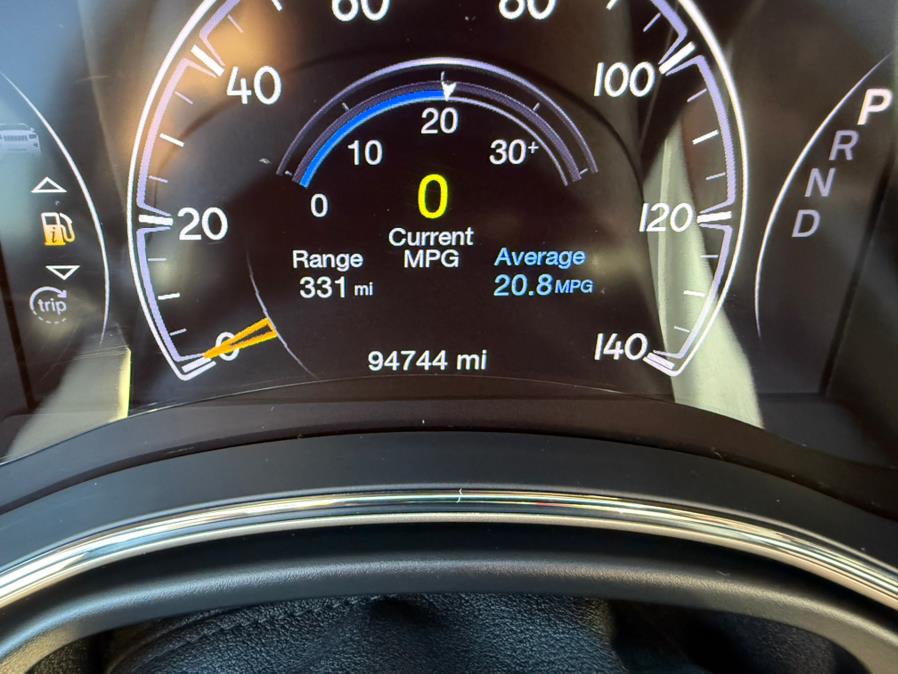 2016 Jeep Grand Cherokee 4WD 4dr Laredo, available for sale in East Windsor, Connecticut | Century Auto And Truck. East Windsor, Connecticut 2016 Jeep Grand Cherokee 4WD 4dr Laredo, available for sale in East Windsor, Connecticut | Century Auto And Truck. East Windsor, Connecticut