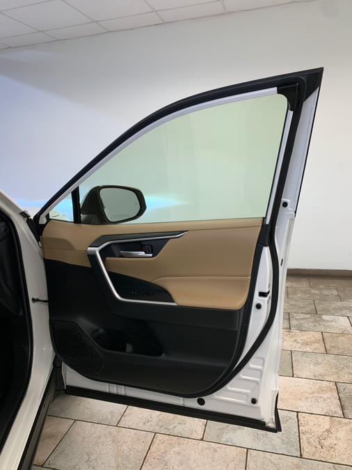 2019 Toyota RAV4 XLE photo 46