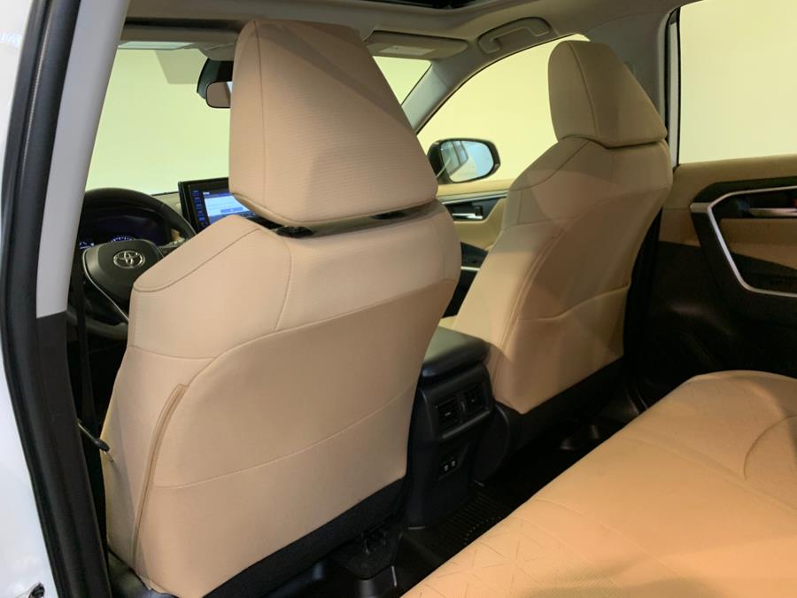 2019 Toyota RAV4 XLE photo 37