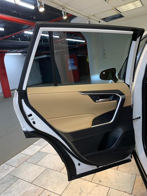 2019 Toyota RAV4 XLE photo 36