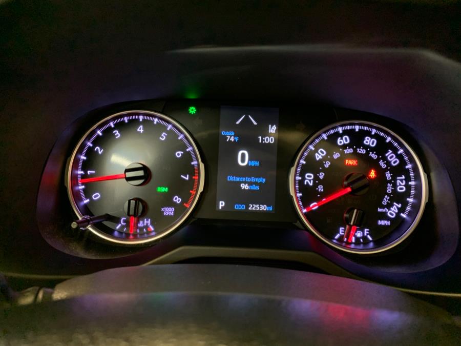 2019 Toyota RAV4 XLE photo 21