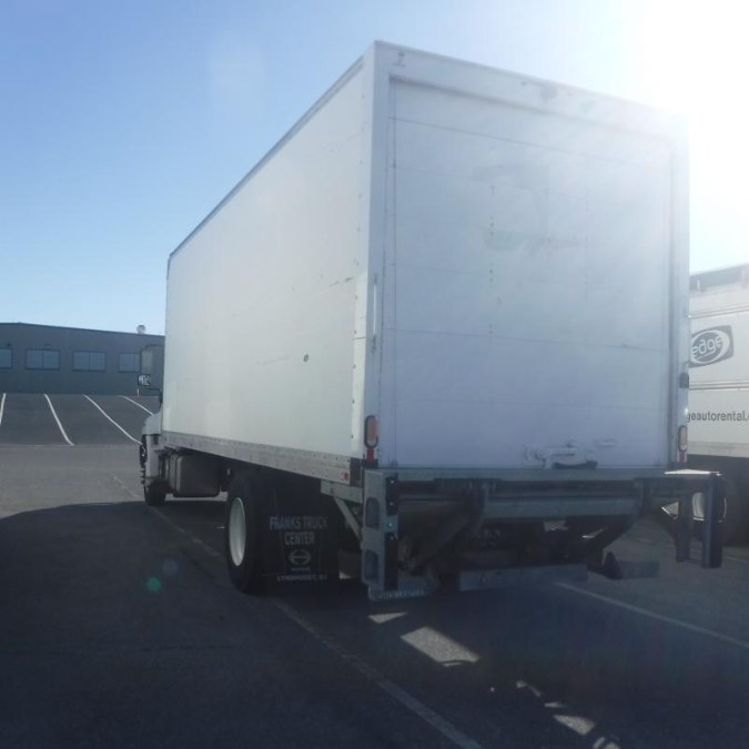 2019 Hino 268A DRY BOX + AIR RIDE SUSPENSION + LIFT GATE + NO CDL, available for sale in South Amboy, New Jersey | NJ Truck Spot. South Amboy, New Jersey 2019 Hino 268A DRY BOX + AIR RIDE SUSPENSION + LIFT GATE + NO CDL, available for sale in South Amboy, New Jersey | NJ Truck Spot. South Amboy, New Jersey
