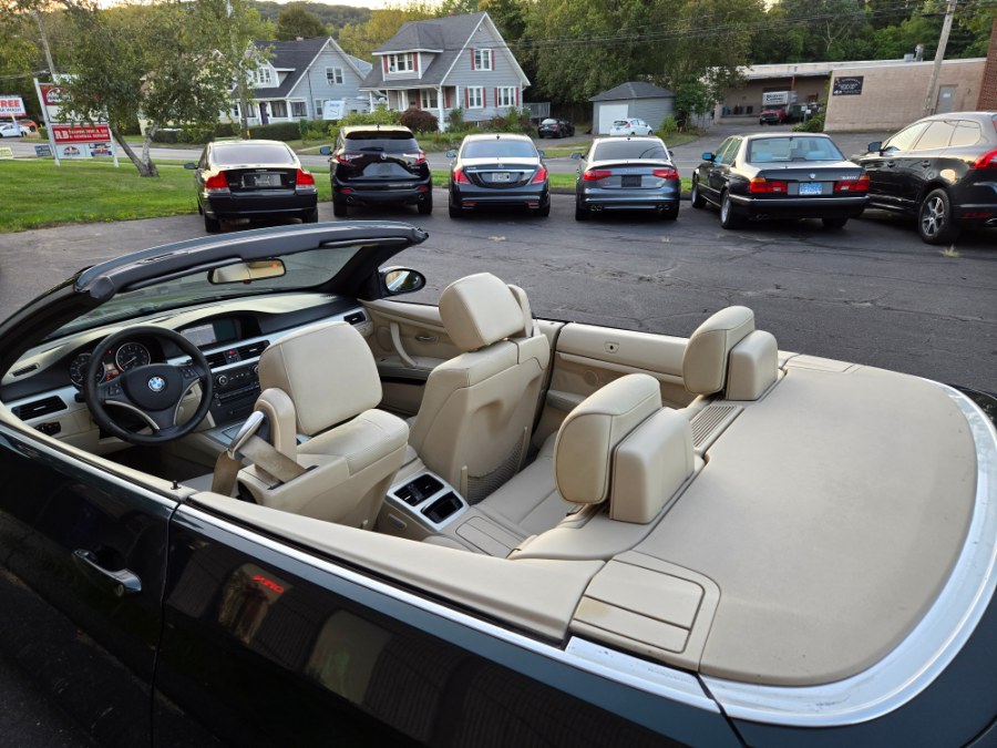 2007 BMW 3 Series 2dr Conv 335i, available for sale in Bristol, Connecticut | Dealmax Motors LLC. Bristol, Connecticut 2007 BMW 3 Series 2dr Conv 335i, available for sale in Bristol, Connecticut | Dealmax Motors LLC. Bristol, Connecticut