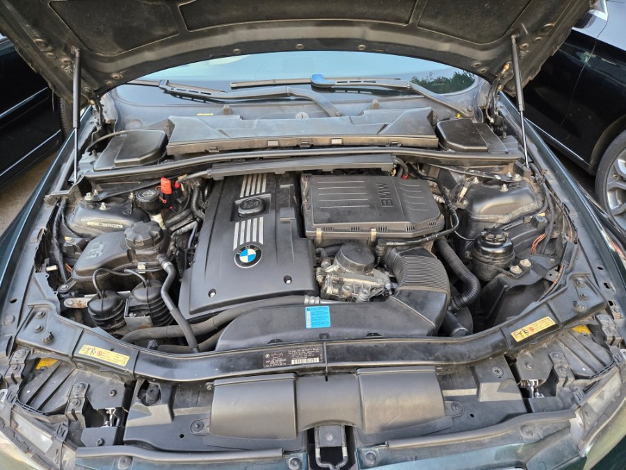 2007 BMW 3 Series 2dr Conv 335i, available for sale in Bristol, Connecticut | Dealmax Motors LLC. Bristol, Connecticut 2007 BMW 3 Series 2dr Conv 335i, available for sale in Bristol, Connecticut | Dealmax Motors LLC. Bristol, Connecticut
