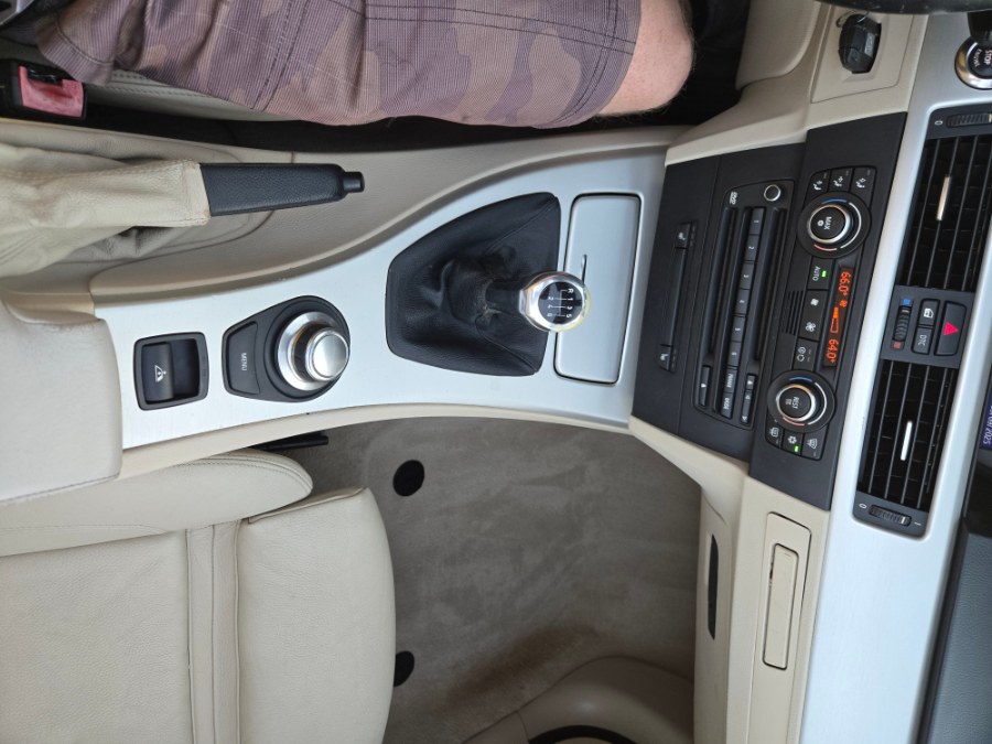 2007 BMW 3 Series 2dr Conv 335i, available for sale in Bristol, Connecticut | Dealmax Motors LLC. Bristol, Connecticut 2007 BMW 3 Series 2dr Conv 335i, available for sale in Bristol, Connecticut | Dealmax Motors LLC. Bristol, Connecticut