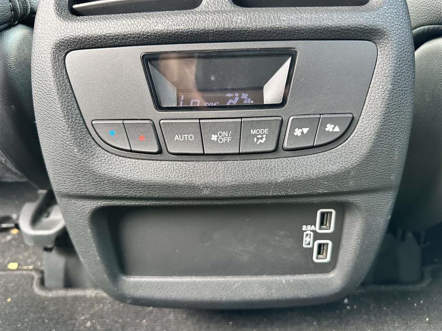 2022 Honda Pilot Special Edition, available for sale in Patchogue, New York | Baron Supercenter. Patchogue, New York 2022 Honda Pilot Special Edition, available for sale in Patchogue, New York | Baron Supercenter. Patchogue, New York