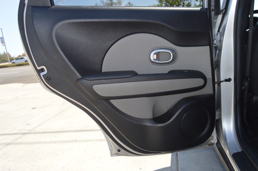 2018 Kia Soul Base Auto, available for sale in Moreno Valley, California | Fusion Motors Inc. Moreno Valley, California 2018 Kia Soul Base Auto, available for sale in Moreno Valley, California | Fusion Motors Inc. Moreno Valley, California