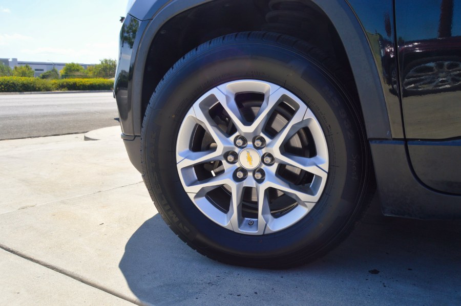 2019 Chevrolet Traverse FWD 4dr LS w/1LS, available for sale in Moreno Valley, California | Fusion Motors Inc. Moreno Valley, California 2019 Chevrolet Traverse FWD 4dr LS w/1LS, available for sale in Moreno Valley, California | Fusion Motors Inc. Moreno Valley, California