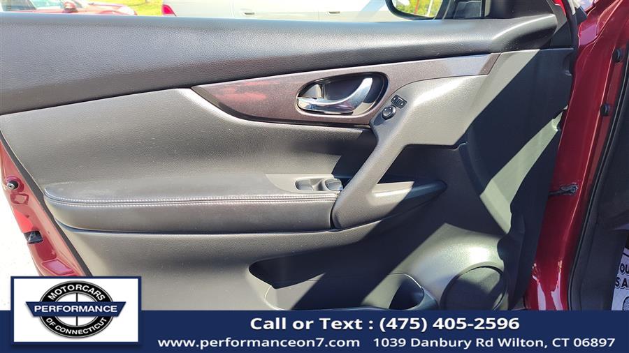 2018 Nissan Rogue AWD SV, available for sale in Wilton, Connecticut | Performance Motor Cars Of Connecticut LLC. Wilton, Connecticut 2018 Nissan Rogue AWD SV, available for sale in Wilton, Connecticut | Performance Motor Cars Of Connecticut LLC. Wilton, Connecticut