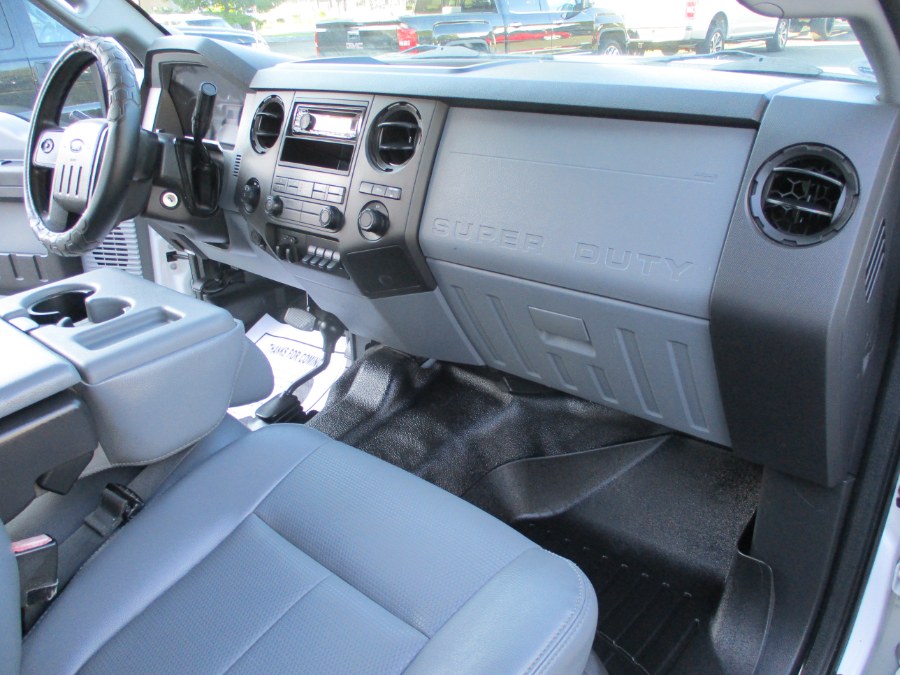 2015 Ford Super Duty F-250 SRW 4WD SuperCab 142" XLT, available for sale in Suffield, Connecticut | Suffield Auto LLC. Suffield, Connecticut 2015 Ford Super Duty F-250 SRW 4WD SuperCab 142" XLT, available for sale in Suffield, Connecticut | Suffield Auto LLC. Suffield, Connecticut