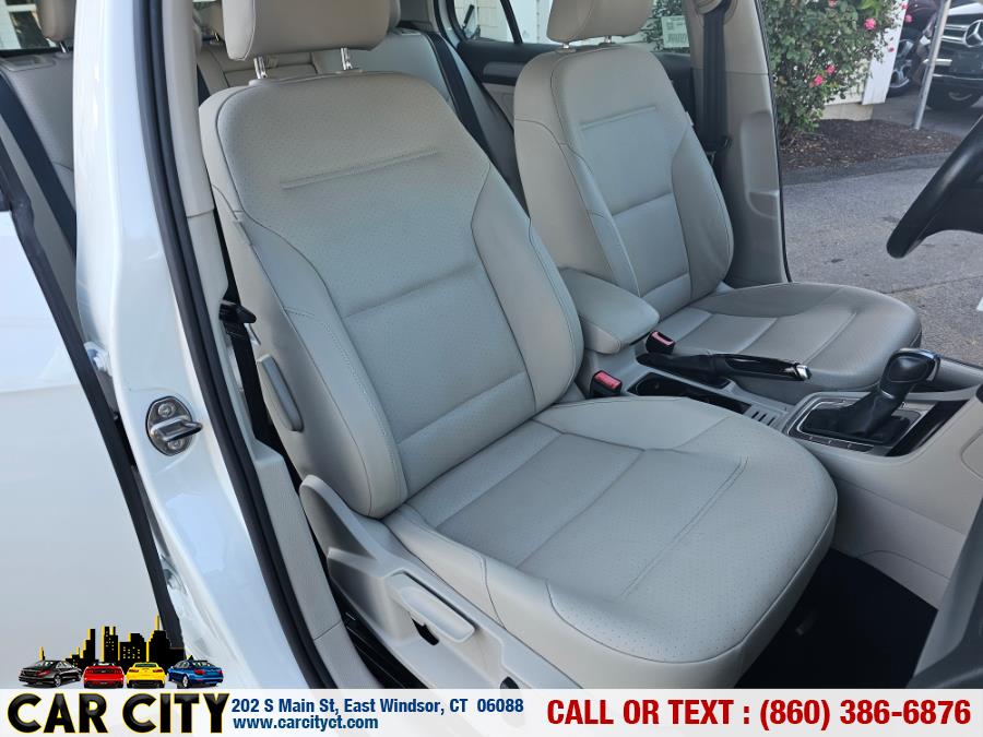 2015 Volkswagen Golf 4dr HB Auto TSI S, available for sale in East Windsor, Connecticut | Car City LLC. East Windsor, Connecticut 2015 Volkswagen Golf 4dr HB Auto TSI S, available for sale in East Windsor, Connecticut | Car City LLC. East Windsor, Connecticut