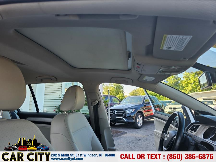 2015 Volkswagen Golf 4dr HB Auto TSI S, available for sale in East Windsor, Connecticut | Car City LLC. East Windsor, Connecticut 2015 Volkswagen Golf 4dr HB Auto TSI S, available for sale in East Windsor, Connecticut | Car City LLC. East Windsor, Connecticut