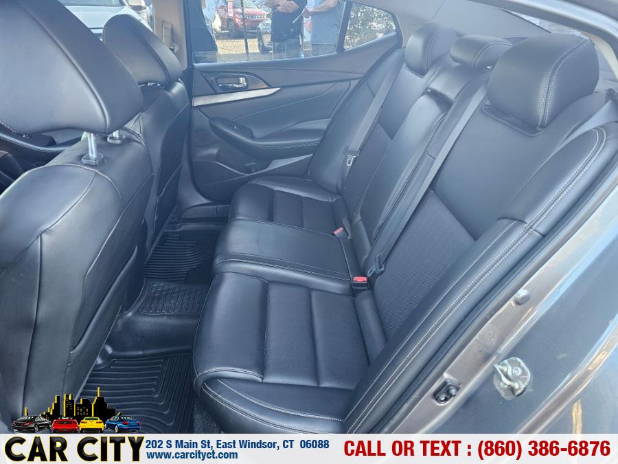2017 Nissan Maxima SL 3.5L, available for sale in East Windsor, Connecticut | Car City LLC. East Windsor, Connecticut 2017 Nissan Maxima SL 3.5L, available for sale in East Windsor, Connecticut | Car City LLC. East Windsor, Connecticut