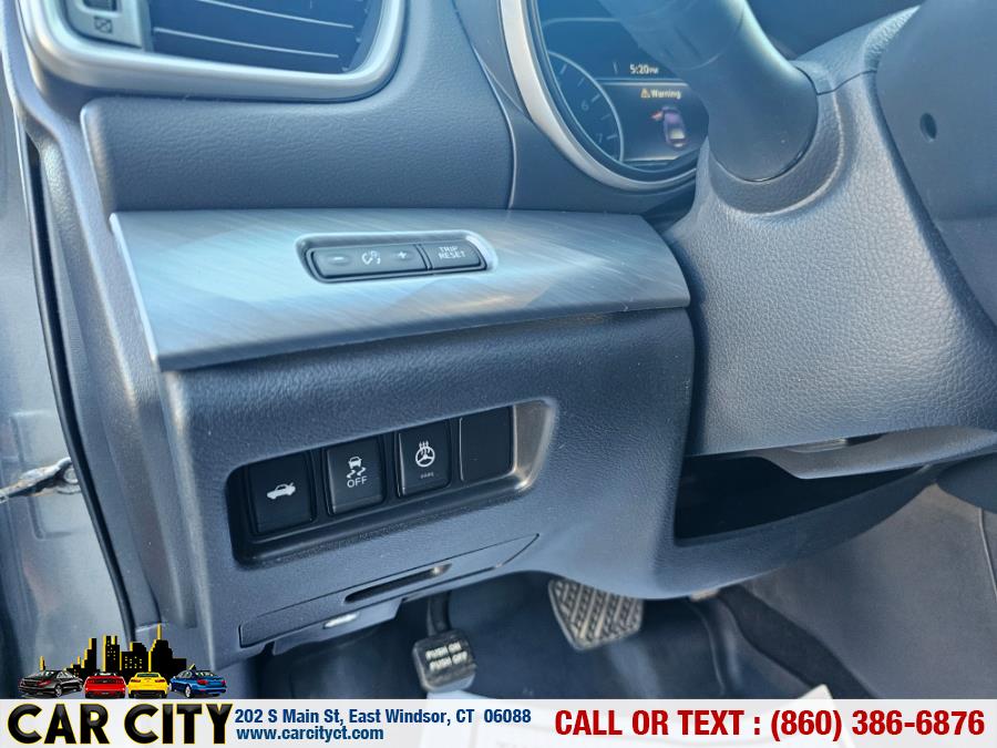2017 Nissan Maxima SL 3.5L, available for sale in East Windsor, Connecticut | Car City LLC. East Windsor, Connecticut 2017 Nissan Maxima SL 3.5L, available for sale in East Windsor, Connecticut | Car City LLC. East Windsor, Connecticut