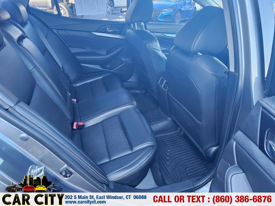2017 Nissan Maxima SL 3.5L, available for sale in East Windsor, Connecticut | Car City LLC. East Windsor, Connecticut 2017 Nissan Maxima SL 3.5L, available for sale in East Windsor, Connecticut | Car City LLC. East Windsor, Connecticut