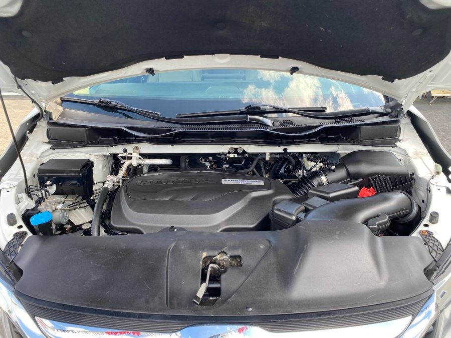 2020 Honda Odyssey EX-L Auto, available for sale in Paterson, New Jersey | DZ Automall. Paterson, New Jersey 2020 Honda Odyssey EX-L Auto, available for sale in Paterson, New Jersey | DZ Automall. Paterson, New Jersey