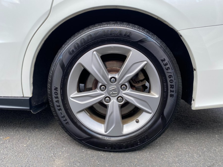 2020 Honda Odyssey EX-L Auto, available for sale in Paterson, New Jersey | DZ Automall. Paterson, New Jersey 2020 Honda Odyssey EX-L Auto, available for sale in Paterson, New Jersey | DZ Automall. Paterson, New Jersey
