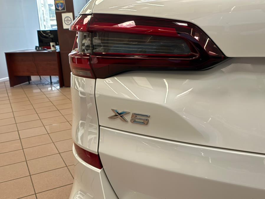 2023 BMW X5 xDrive40i Sports Activity Vehicle, available for sale in Massapequa Park, New York | Power Motors East. Massapequa Park, New York 2023 BMW X5 xDrive40i Sports Activity Vehicle, available for sale in Massapequa Park, New York | Power Motors East. Massapequa Park, New York
