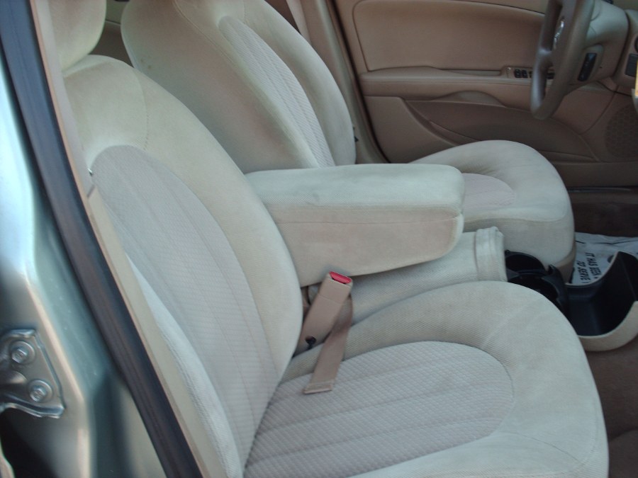 2006 Buick Lucerne 4dr Sdn CX, available for sale in Warwick, Rhode Island | Premier Automotive Sales. Warwick, Rhode Island 2006 Buick Lucerne 4dr Sdn CX, available for sale in Warwick, Rhode Island | Premier Automotive Sales. Warwick, Rhode Island