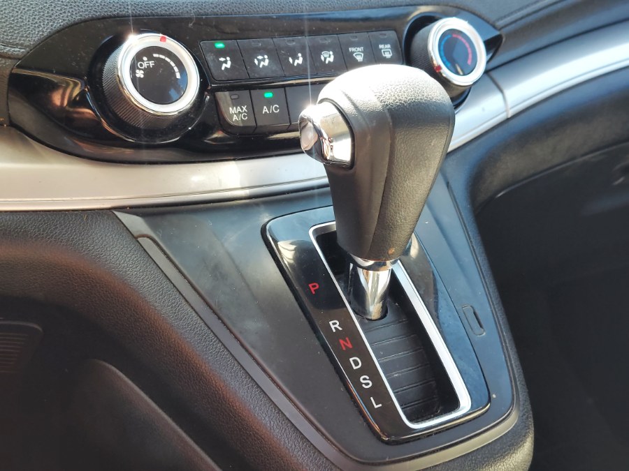 2015 Honda CR-V AWD 5dr LX, available for sale in East Windsor, Connecticut | United Auto Sales of E Windsor, Inc. East Windsor, Connecticut 2015 Honda CR-V AWD 5dr LX, available for sale in East Windsor, Connecticut | United Auto Sales of E Windsor, Inc. East Windsor, Connecticut