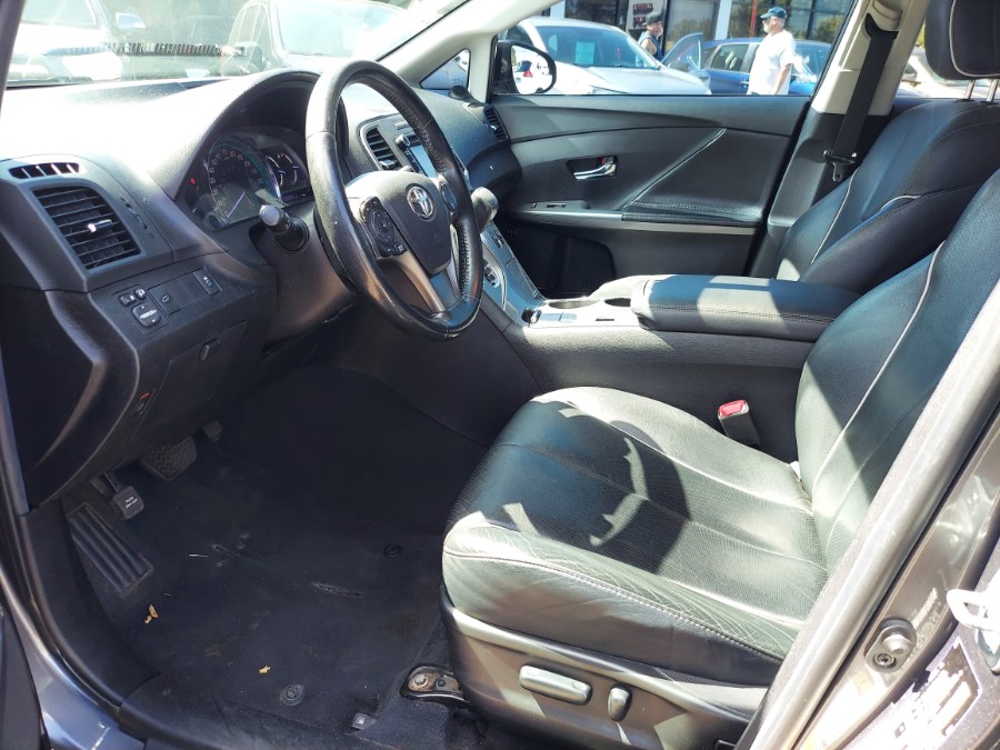 2014 Toyota Venza 4dr Wgn I4 AWD XLE (Natl), available for sale in East Windsor, Connecticut | United Auto Sales of E Windsor, Inc. East Windsor, Connecticut 2014 Toyota Venza 4dr Wgn I4 AWD XLE (Natl), available for sale in East Windsor, Connecticut | United Auto Sales of E Windsor, Inc. East Windsor, Connecticut