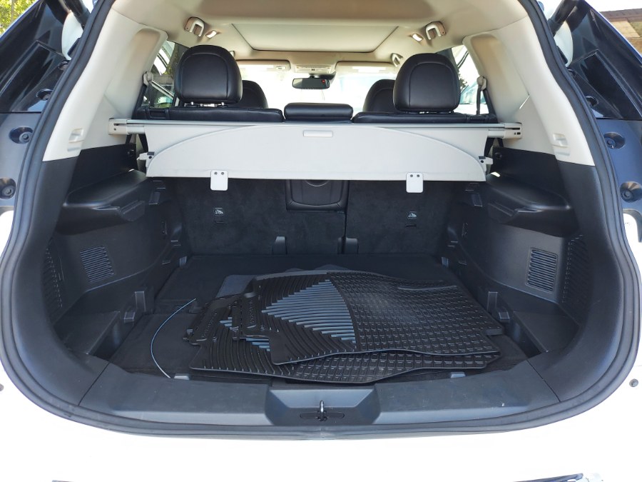 2017 Nissan Rogue AWD SV, available for sale in East Windsor, Connecticut | United Auto Sales of E Windsor, Inc. East Windsor, Connecticut 2017 Nissan Rogue AWD SV, available for sale in East Windsor, Connecticut | United Auto Sales of E Windsor, Inc. East Windsor, Connecticut