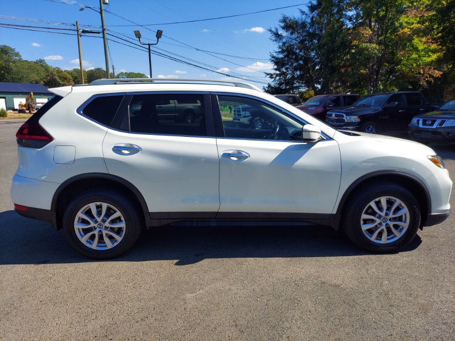 2018 Nissan Rogue AWD SV, available for sale in East Windsor, Connecticut | United Auto Sales of E Windsor, Inc. East Windsor, Connecticut 2018 Nissan Rogue AWD SV, available for sale in East Windsor, Connecticut | United Auto Sales of E Windsor, Inc. East Windsor, Connecticut