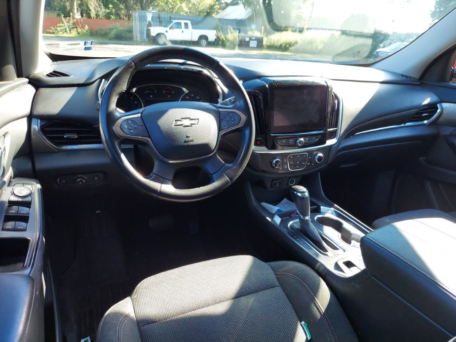 2019 Chevrolet Traverse AWD 4dr LT Cloth w/1LT, available for sale in East Windsor, Connecticut | United Auto Sales of E Windsor, Inc. East Windsor, Connecticut 2019 Chevrolet Traverse AWD 4dr LT Cloth w/1LT, available for sale in East Windsor, Connecticut | United Auto Sales of E Windsor, Inc. East Windsor, Connecticut