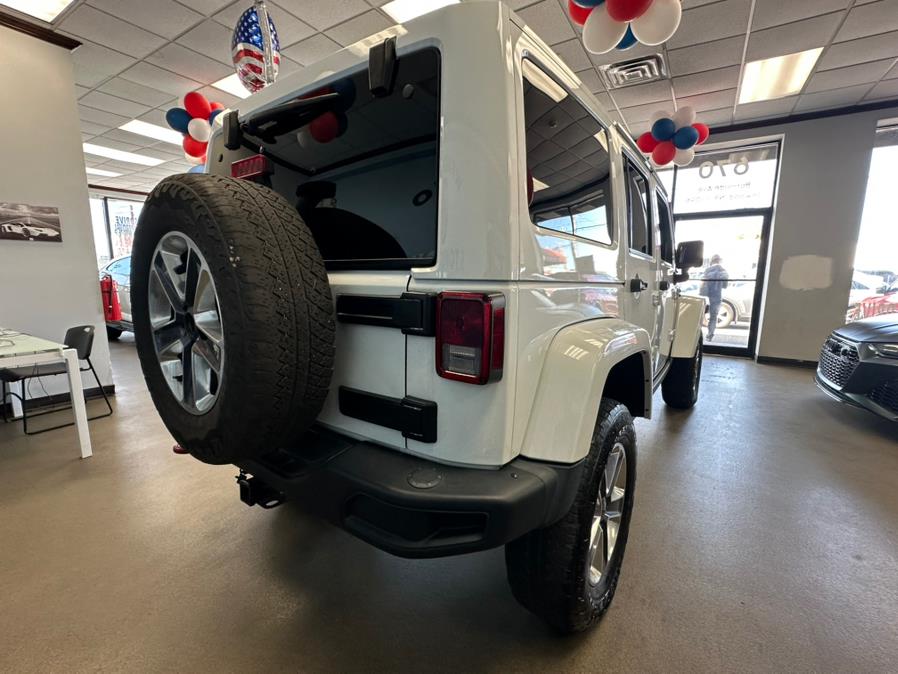 2015 Jeep Wrangler Unlimited 4WD 4dr Rubicon, available for sale in Inwood, New York | 5 Towns Drive. Inwood, New York 2015 Jeep Wrangler Unlimited 4WD 4dr Rubicon, available for sale in Inwood, New York | 5 Towns Drive. Inwood, New York