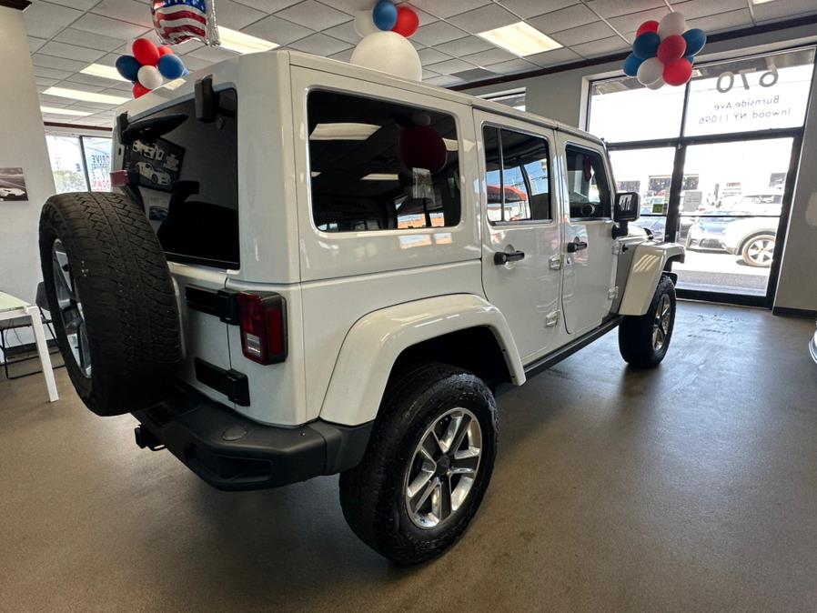2015 Jeep Wrangler Unlimited 4WD 4dr Rubicon, available for sale in Inwood, New York | 5 Towns Drive. Inwood, New York 2015 Jeep Wrangler Unlimited 4WD 4dr Rubicon, available for sale in Inwood, New York | 5 Towns Drive. Inwood, New York