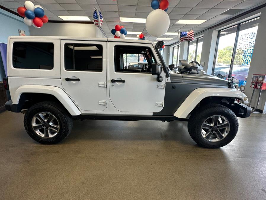 2015 Jeep Wrangler Unlimited 4WD 4dr Rubicon, available for sale in Inwood, New York | 5 Towns Drive. Inwood, New York 2015 Jeep Wrangler Unlimited 4WD 4dr Rubicon, available for sale in Inwood, New York | 5 Towns Drive. Inwood, New York