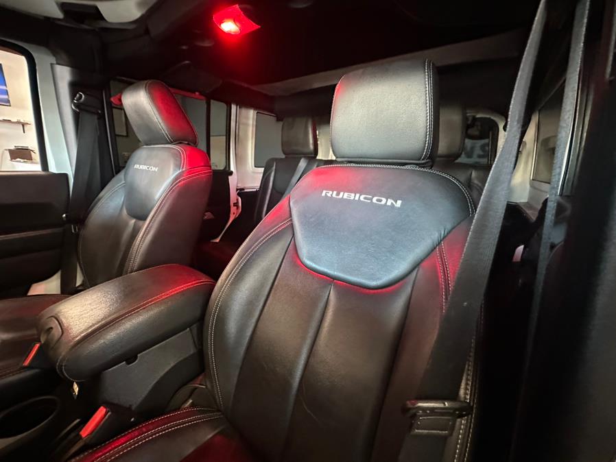 2015 Jeep Wrangler Unlimited 4WD 4dr Rubicon, available for sale in Inwood, New York | 5 Towns Drive. Inwood, New York 2015 Jeep Wrangler Unlimited 4WD 4dr Rubicon, available for sale in Inwood, New York | 5 Towns Drive. Inwood, New York