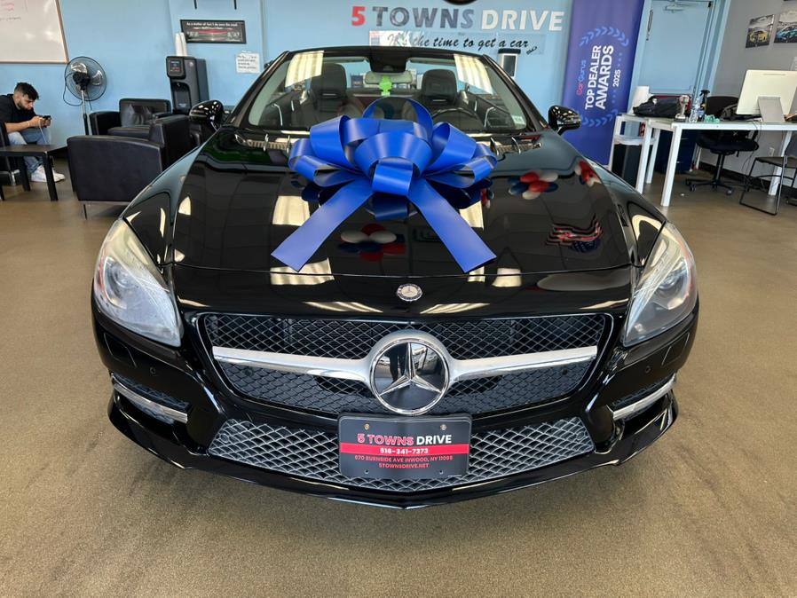2016 Mercedes-Benz SL 2dr Roadster SL 400, available for sale in Inwood, New York | 5 Towns Drive. Inwood, New York 2016 Mercedes-Benz SL 2dr Roadster SL 400, available for sale in Inwood, New York | 5 Towns Drive. Inwood, New York