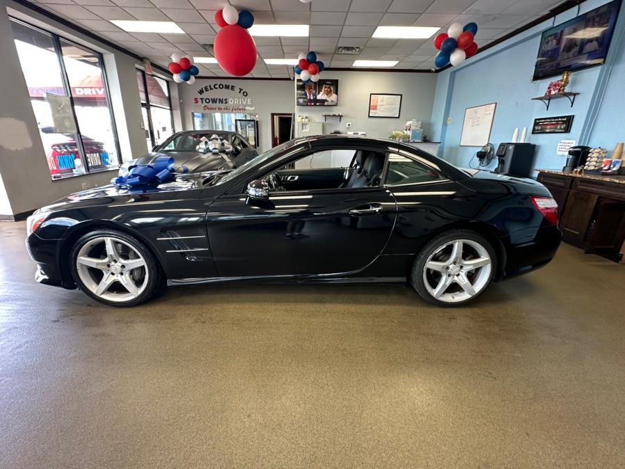 2016 Mercedes-Benz SL 2dr Roadster SL 400, available for sale in Inwood, New York | 5 Towns Drive. Inwood, New York 2016 Mercedes-Benz SL 2dr Roadster SL 400, available for sale in Inwood, New York | 5 Towns Drive. Inwood, New York