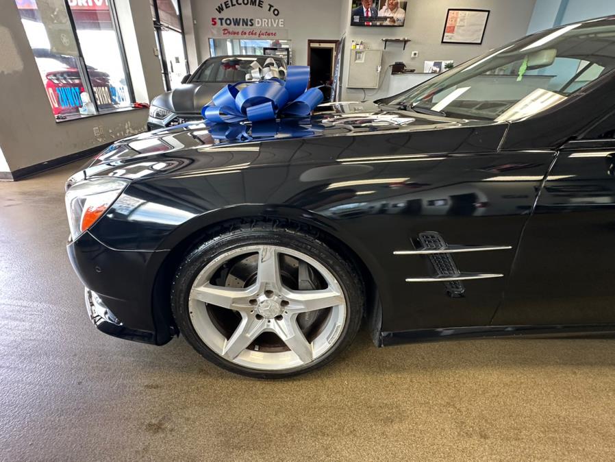 2016 Mercedes-Benz SL 2dr Roadster SL 400, available for sale in Inwood, New York | 5 Towns Drive. Inwood, New York 2016 Mercedes-Benz SL 2dr Roadster SL 400, available for sale in Inwood, New York | 5 Towns Drive. Inwood, New York