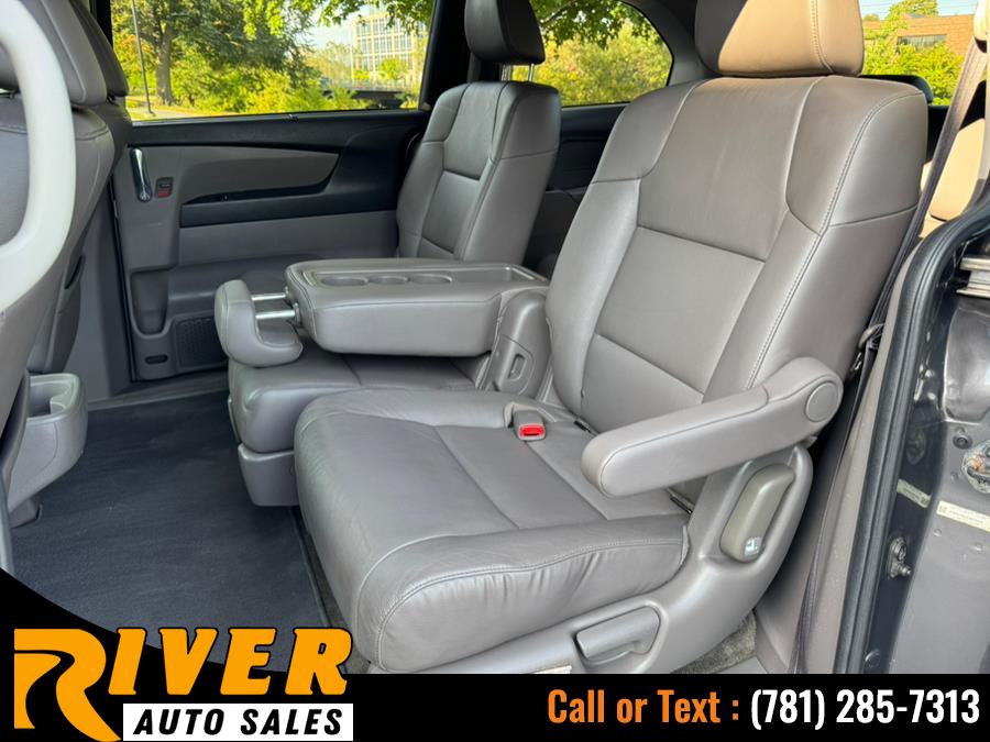 2016 Honda Odyssey 5dr EX-L w/RES, available for sale in Malden, Massachusetts | River Auto Sales. Malden, Massachusetts 2016 Honda Odyssey 5dr EX-L w/RES, available for sale in Malden, Massachusetts | River Auto Sales. Malden, Massachusetts