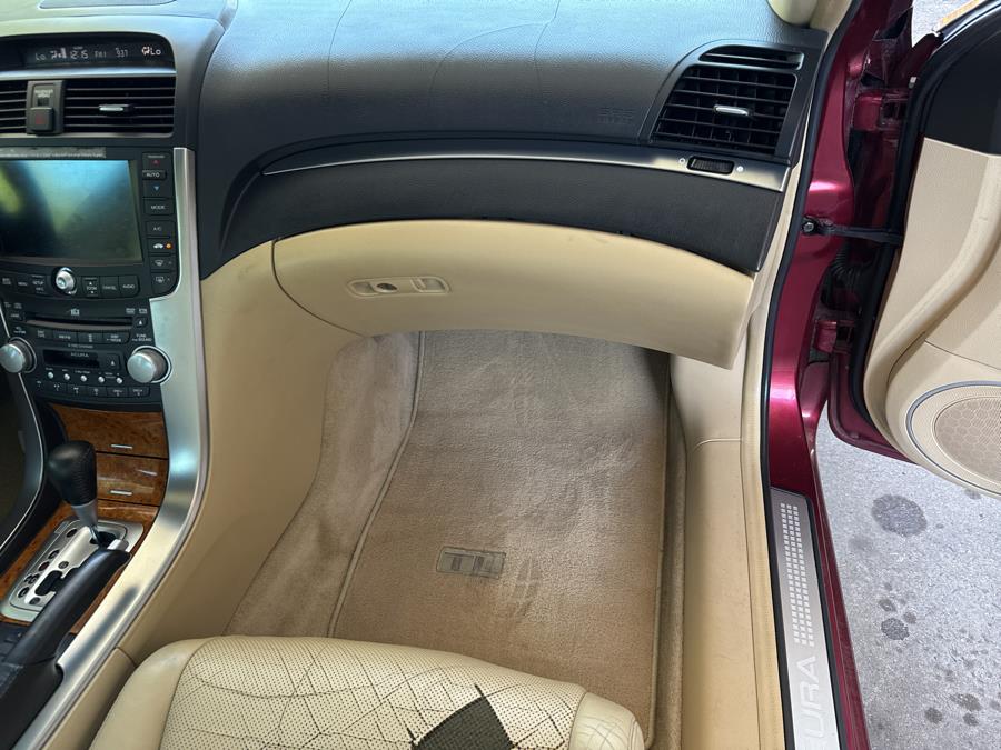 2005 Acura TL 4dr Sdn AT Navigation System, available for sale in Hartford, Connecticut | HPG Auto Sales LLC. Hartford, Connecticut 2005 Acura TL 4dr Sdn AT Navigation System, available for sale in Hartford, Connecticut | HPG Auto Sales LLC. Hartford, Connecticut