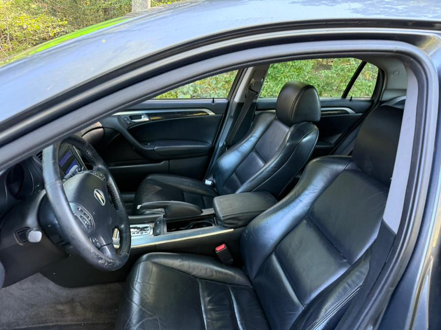 2006 Acura TL 4dr Sdn AT, available for sale in Hartford, Connecticut | HPG Auto Sales LLC. Hartford, Connecticut 2006 Acura TL 4dr Sdn AT, available for sale in Hartford, Connecticut | HPG Auto Sales LLC. Hartford, Connecticut