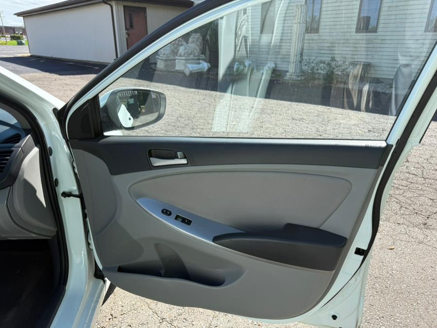 2016 Hyundai Accent 4dr Sdn Auto SE, available for sale in East Windsor, Connecticut | STS Automotive. East Windsor, Connecticut 2016 Hyundai Accent 4dr Sdn Auto SE, available for sale in East Windsor, Connecticut | STS Automotive. East Windsor, Connecticut