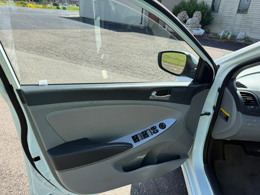 2016 Hyundai Accent 4dr Sdn Auto SE, available for sale in East Windsor, Connecticut | STS Automotive. East Windsor, Connecticut 2016 Hyundai Accent 4dr Sdn Auto SE, available for sale in East Windsor, Connecticut | STS Automotive. East Windsor, Connecticut