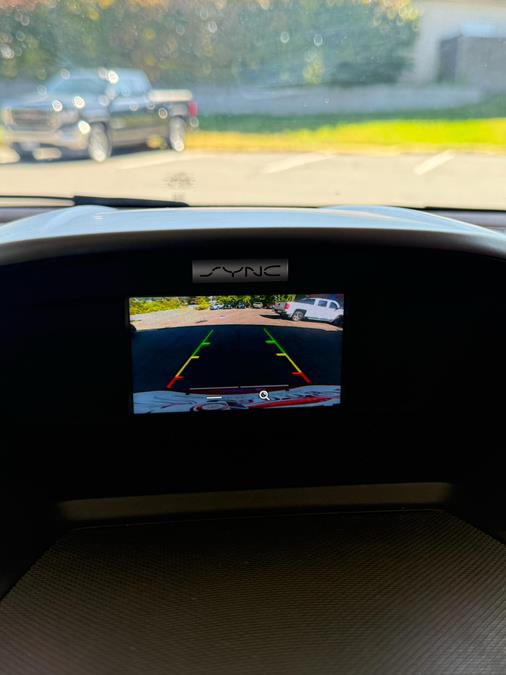 2017 Ford Escape SE 4WD, available for sale in Windsor Locks, Connecticut | JANNA MOTORS LLC. Windsor Locks, Connecticut 2017 Ford Escape SE 4WD, available for sale in Windsor Locks, Connecticut | JANNA MOTORS LLC. Windsor Locks, Connecticut