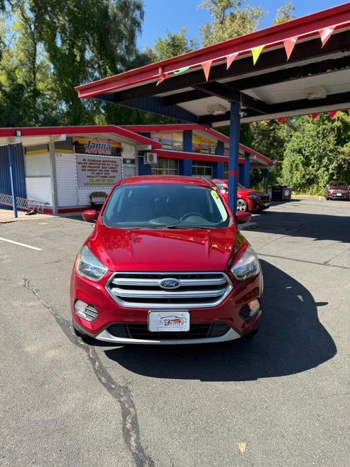 2017 Ford Escape SE 4WD, available for sale in Windsor Locks, Connecticut | JANNA MOTORS LLC. Windsor Locks, Connecticut 2017 Ford Escape SE 4WD, available for sale in Windsor Locks, Connecticut | JANNA MOTORS LLC. Windsor Locks, Connecticut