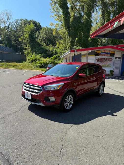 2017 Ford Escape SE 4WD, available for sale in Windsor Locks, Connecticut | JANNA MOTORS LLC. Windsor Locks, Connecticut 2017 Ford Escape SE 4WD, available for sale in Windsor Locks, Connecticut | JANNA MOTORS LLC. Windsor Locks, Connecticut