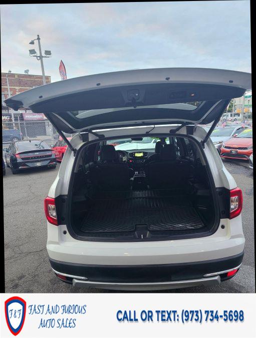 2022 Honda Pilot Touring Sport Utility 4D, available for sale in Newark, New Jersey | Fast and Furious Auto Sales. Newark, New Jersey 2022 Honda Pilot Touring Sport Utility 4D, available for sale in Newark, New Jersey | Fast and Furious Auto Sales. Newark, New Jersey