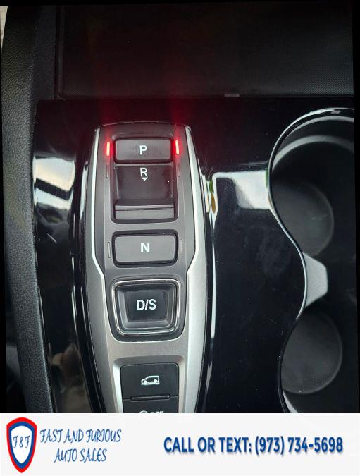 2022 Honda Pilot Touring Sport Utility 4D, available for sale in Newark, New Jersey | Fast and Furious Auto Sales. Newark, New Jersey 2022 Honda Pilot Touring Sport Utility 4D, available for sale in Newark, New Jersey | Fast and Furious Auto Sales. Newark, New Jersey